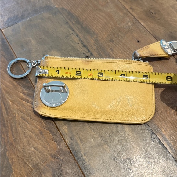 Marc Jacobs Yellow Key Card Holder Leather Accessory - Picture 5 of 8